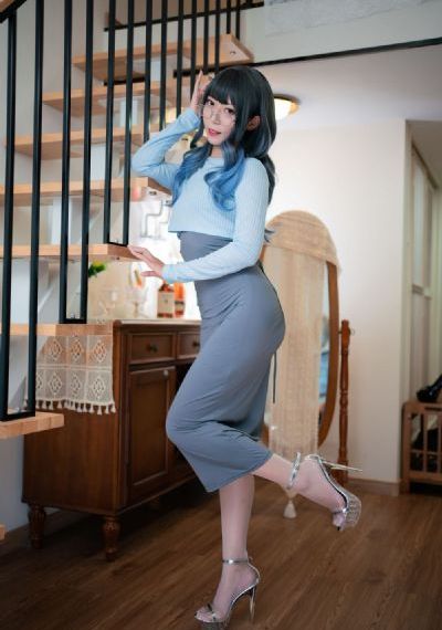 李采潭善良的嫂子